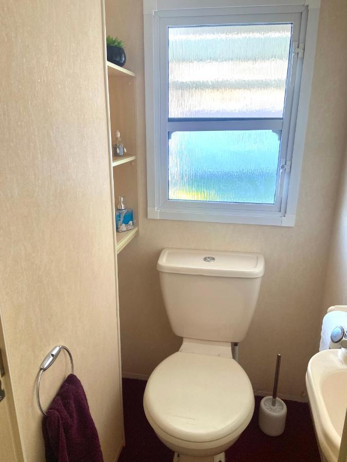 Kisvakond Vendeghaz Apartment Jeno ภายนอก รูปภาพ