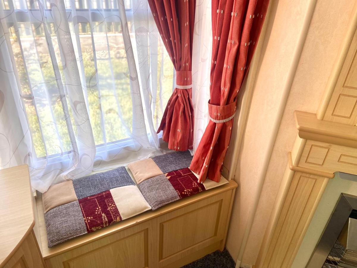 Kisvakond Vendeghaz Apartment Jeno ภายนอก รูปภาพ